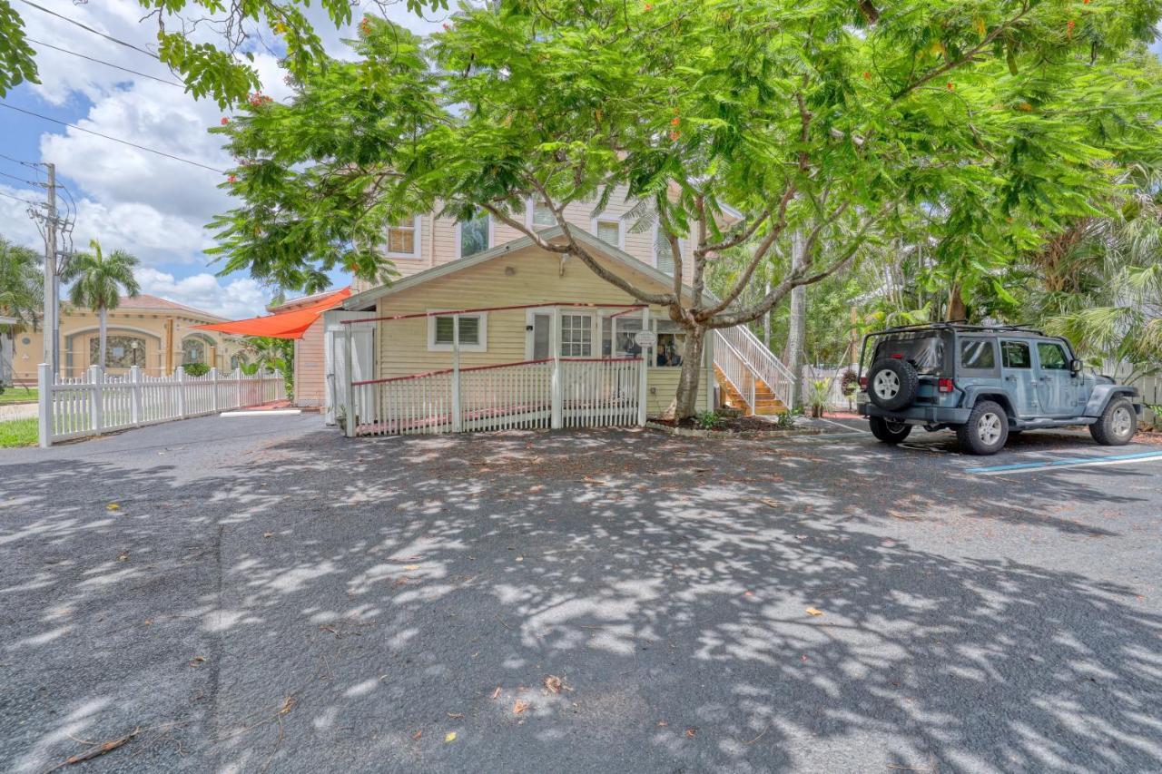 The Hibiscus House Of Fort Myers Luaran gambar