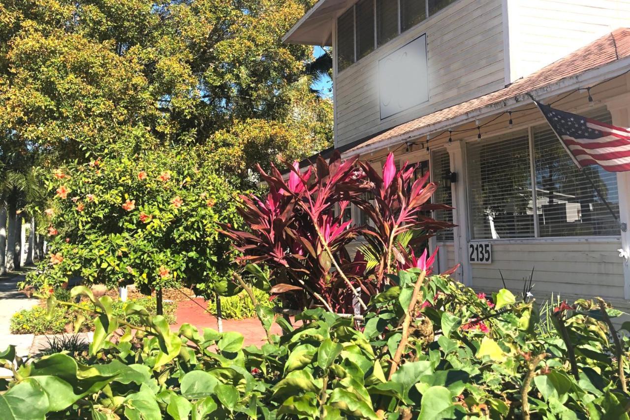 The Hibiscus House Of Fort Myers Luaran gambar